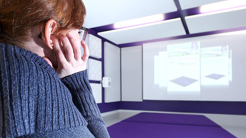 Foto Schalllabor im UNH Informationszentrum (Quelle: UNH)