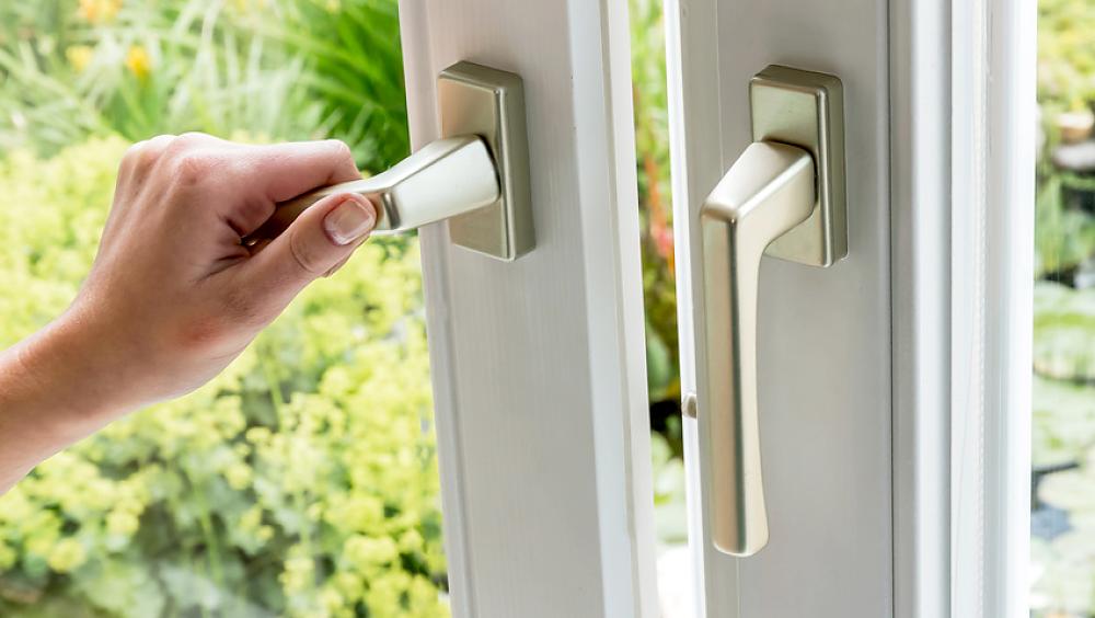 Foto Schallschutz Fenster (Quelle: Fotolia / Gina Sanders)