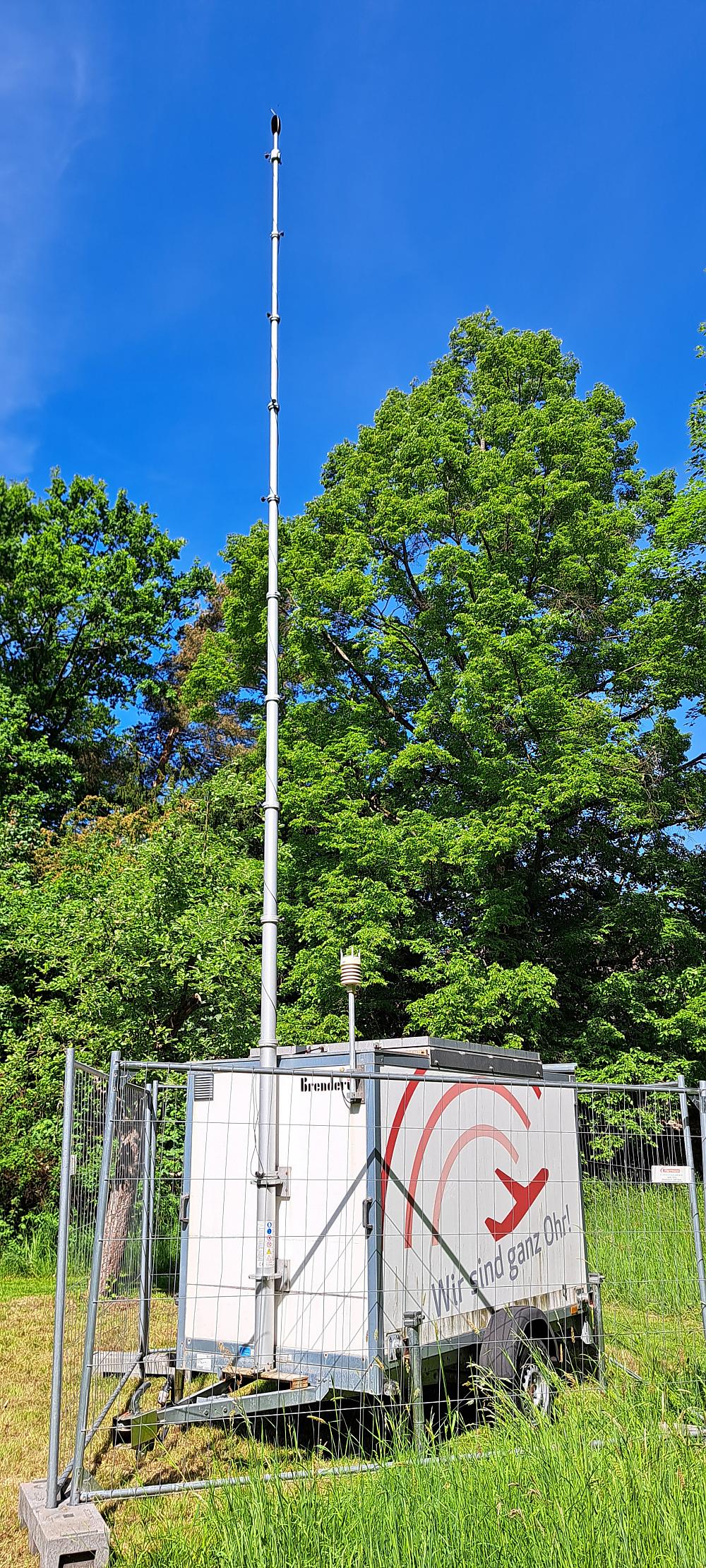 Lärmmessstation Heusenstamm (Quelle: UNH)